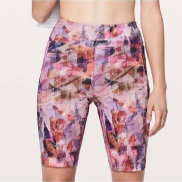 Lululemon On Pace Short 10" Sun Dazed Multi Pink - Picture 3 of 16